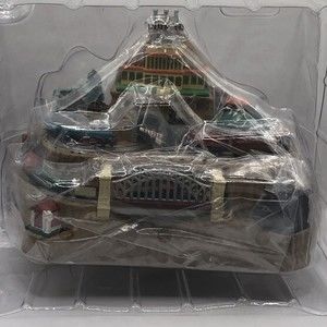 Lionelville Lionel Legendary Trains Hallmark Light Motion Sound 2004 NIB